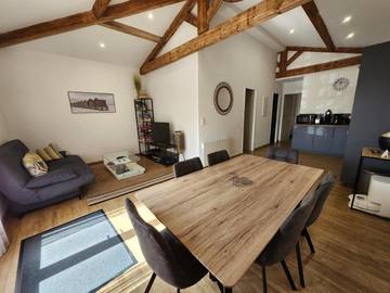 Gîte pour 6 personnes, avec jardin à Bosc