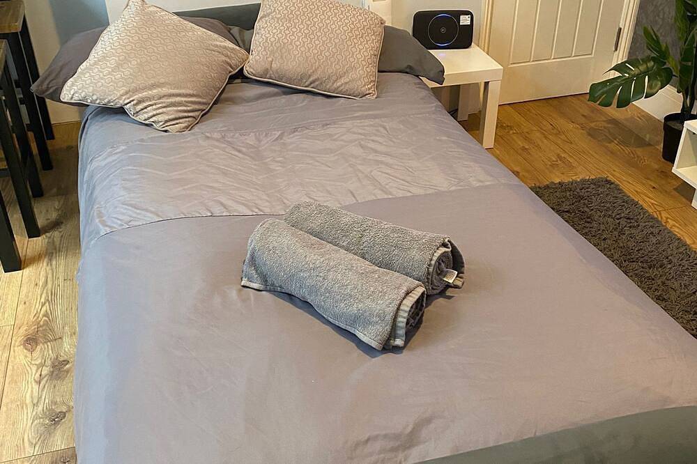 Entire apartment, Luxury home from home in Kent Downs