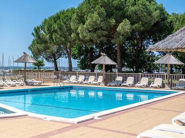 Camping pour 4 Personnes dans Hourtin, Région de Lesparre-Médoc, Photo 4