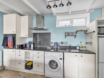 Holiday Home for 4 People in Looe, Cornwall, Photo 2