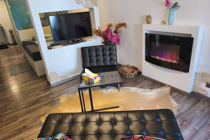 Ferienwohnung für 2 Personen, mit Balkon und Garten in Stuttgart-Mitte