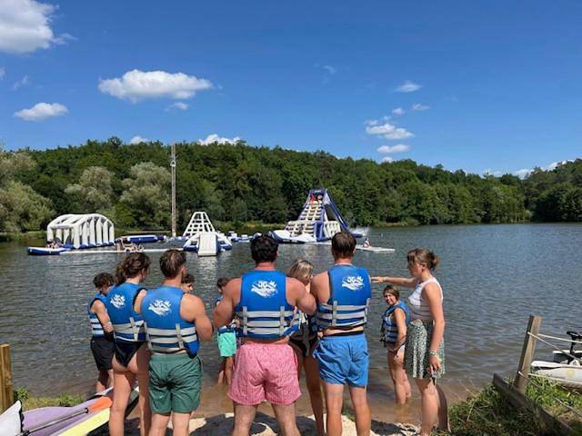 Location de vacances pour 4 personnes, avec jardin ainsi que terrasse et piscine à Nailhac - 2