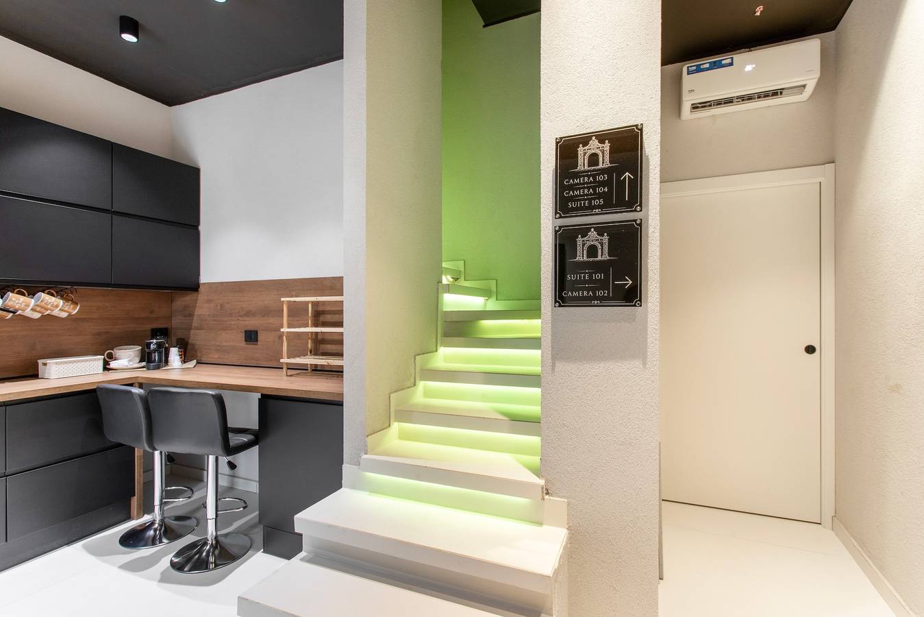 Bed and Breakfast Vicolo del Fortino - Camera 103 con Balcone, Wi-Fi e Aria Condizionata in Catania, Catania e dintorni