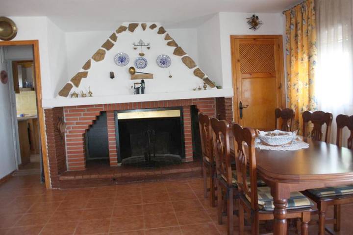 Casa rural para 6 personas, con vistas además de terraza y piscina en Castril - 3
