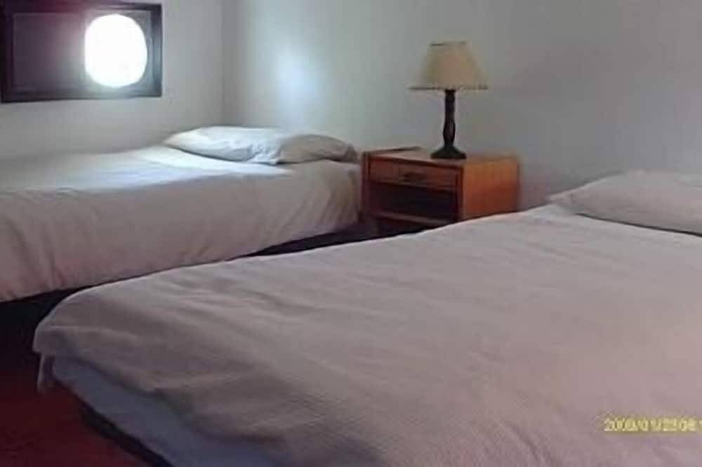 Beautiful Rustic Villa with  Private Pool overlooking Spectacular Mountain Views in Cártama, Provincia de Málaga