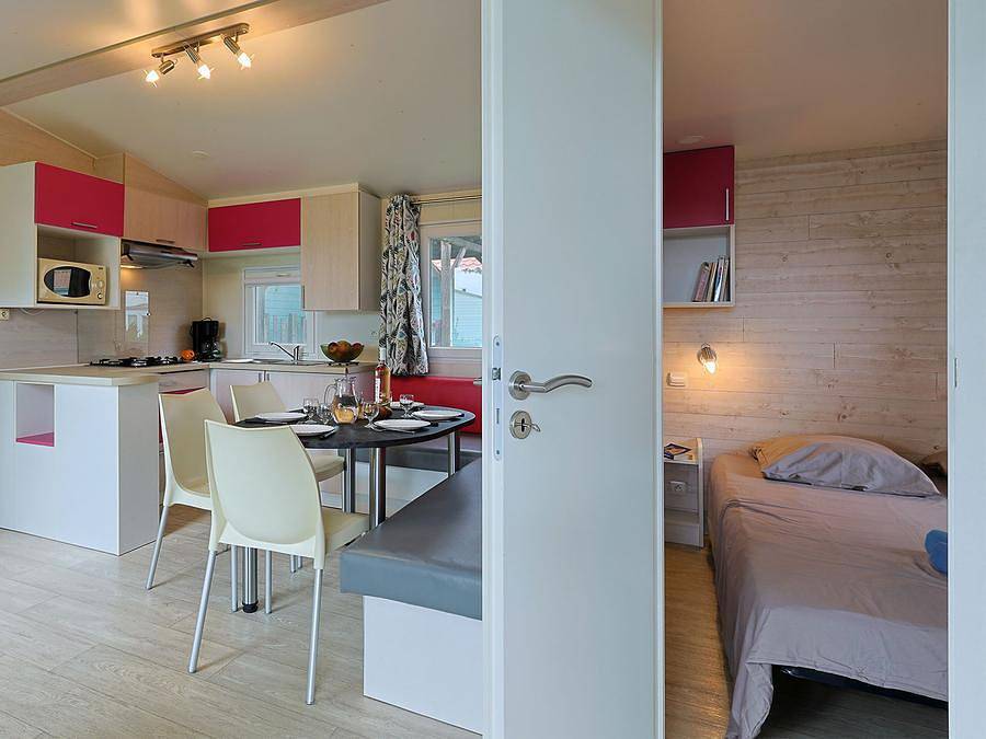 Camping Port Pothuau - Mobile home 6 persons - Cosy 4/6 With Air Conditioning: 2 bedrooms in Hyeres, Parc national Port-Cros