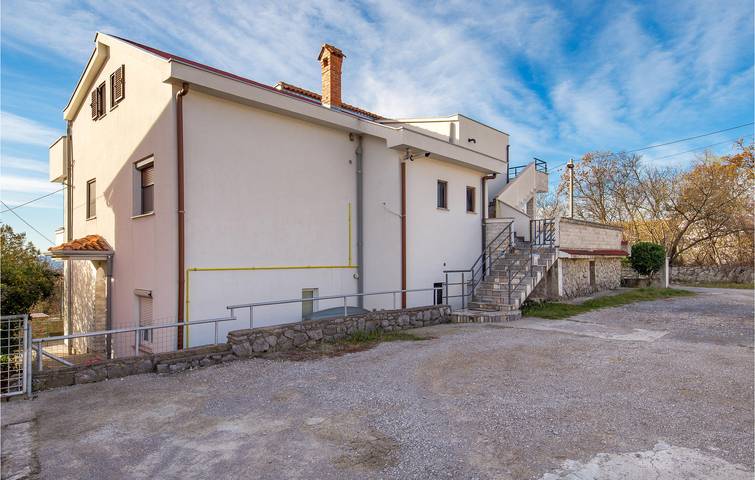 Ferienwohnung für 4 Personen, mit Terrasse, mit Haustier in Rijeka - 2