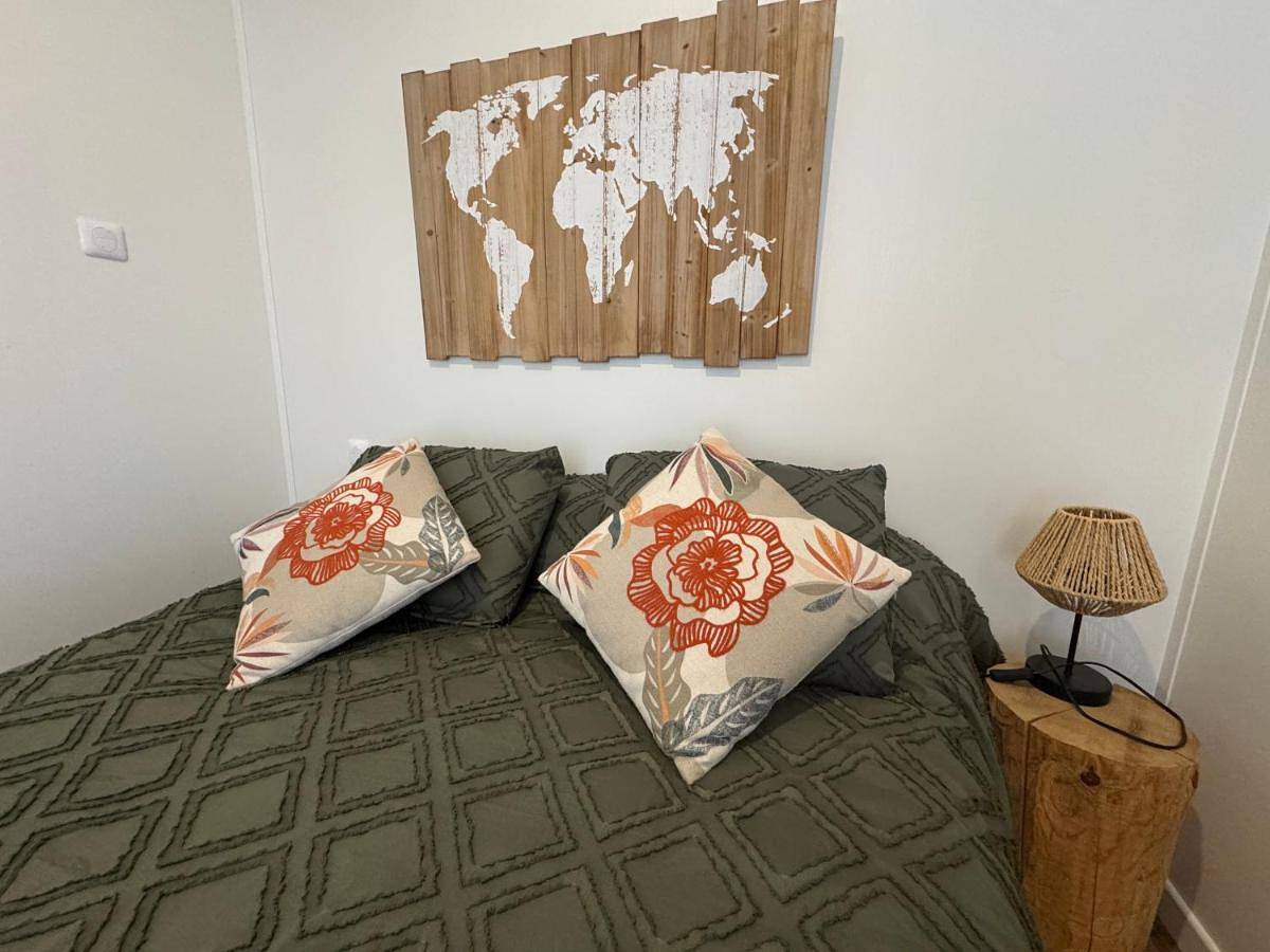 Double Room in Saint-Aignan-Grandlieu, Région de Nantes