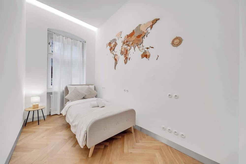 Entire apartment, Spacious Stylish Apartment in City Centre in Bratislava, Bratislava region