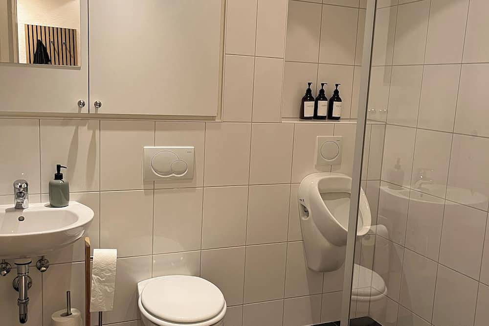 Ganze Wohnung, Urban Heritage Suite w/ work space in Düren Center in Düren, Kreis Düren