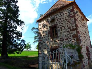 Chambre d’hôte pour 2 personnes, avec jardin dans Allier