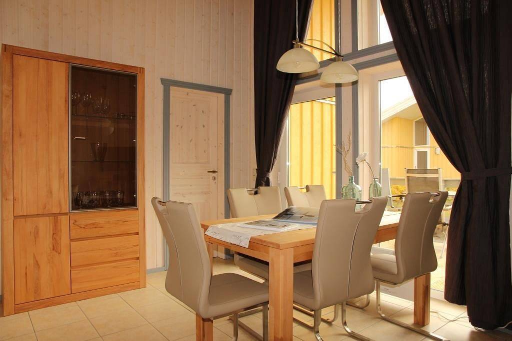 Seeschwalbe 72 - Das skandinavische Familienhaus für 4 mit Sauna und Whirlpool in Rechlin, Müritz