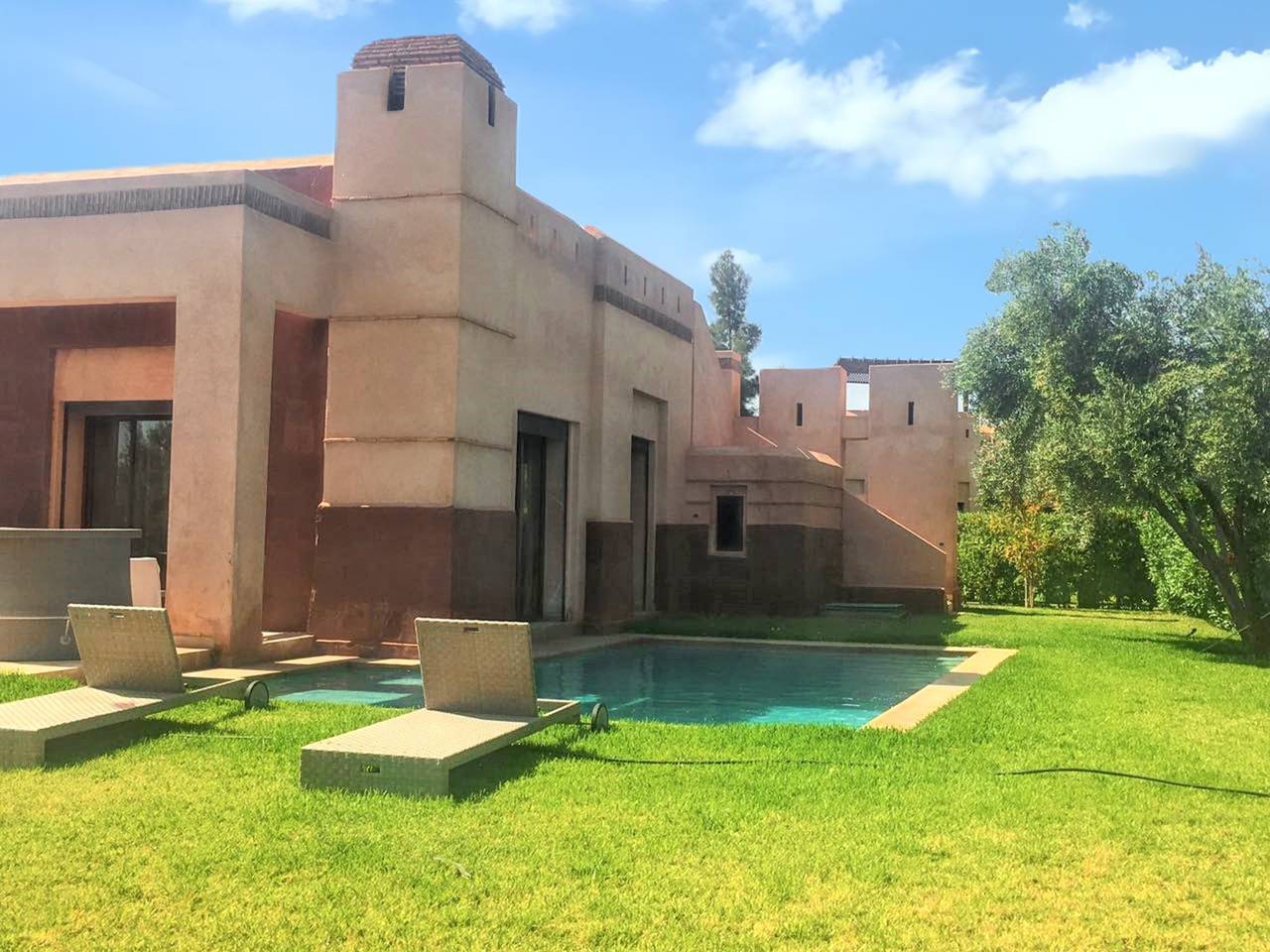 Villa élégante à Marrakech avec piscine privée. in Marrakech-Safi