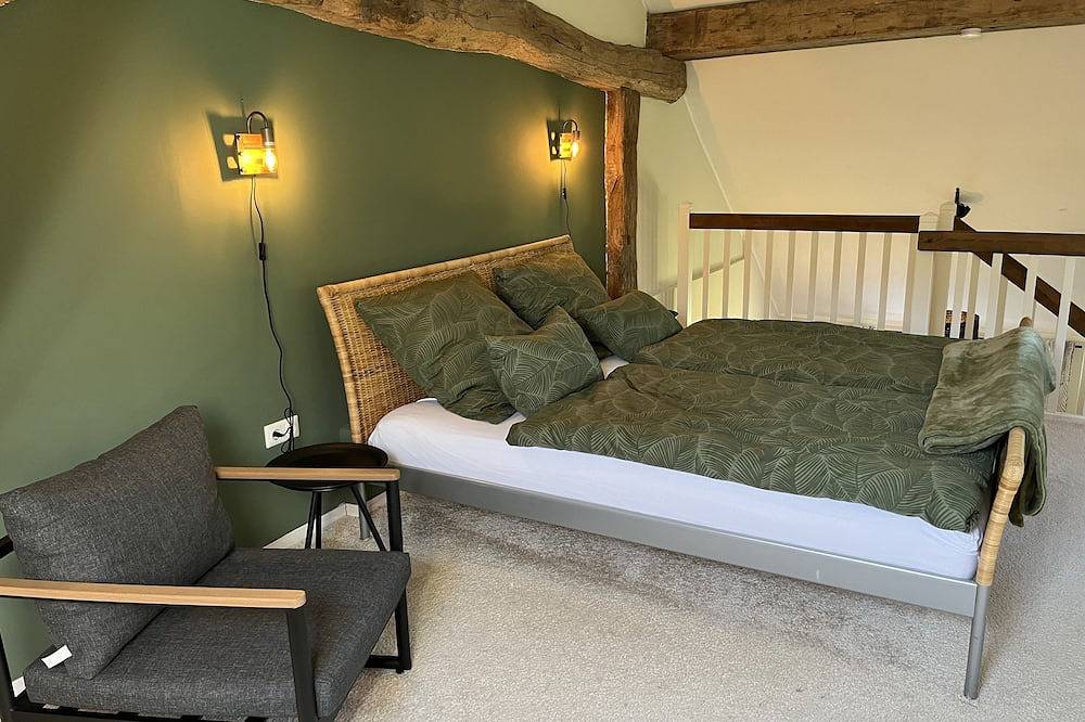 Ganze Wohnung, Fehnhaus - gemütliche Ferienwohnung mit Haus-Charakter in Großefehn, Nordseeküste