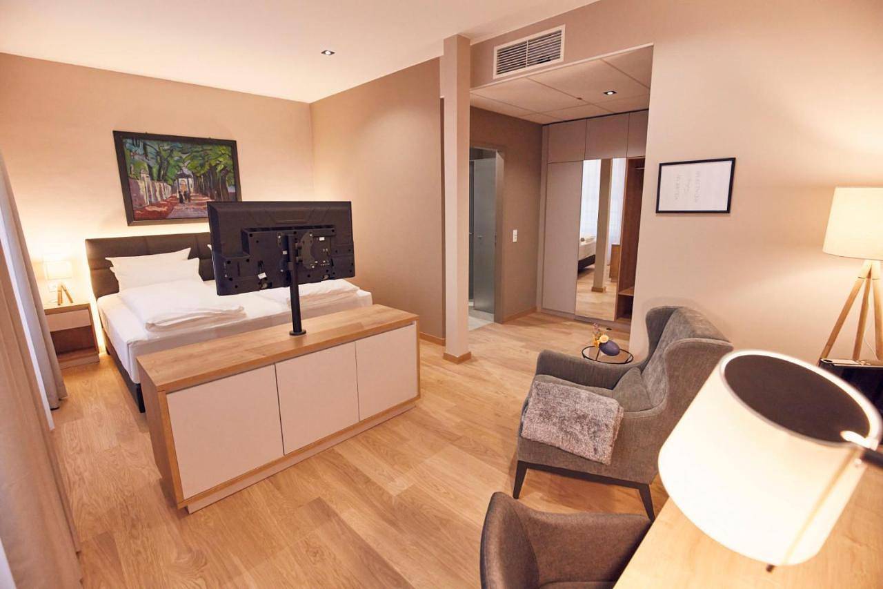 Seehotel Maria Laach in Laacher See, Glees