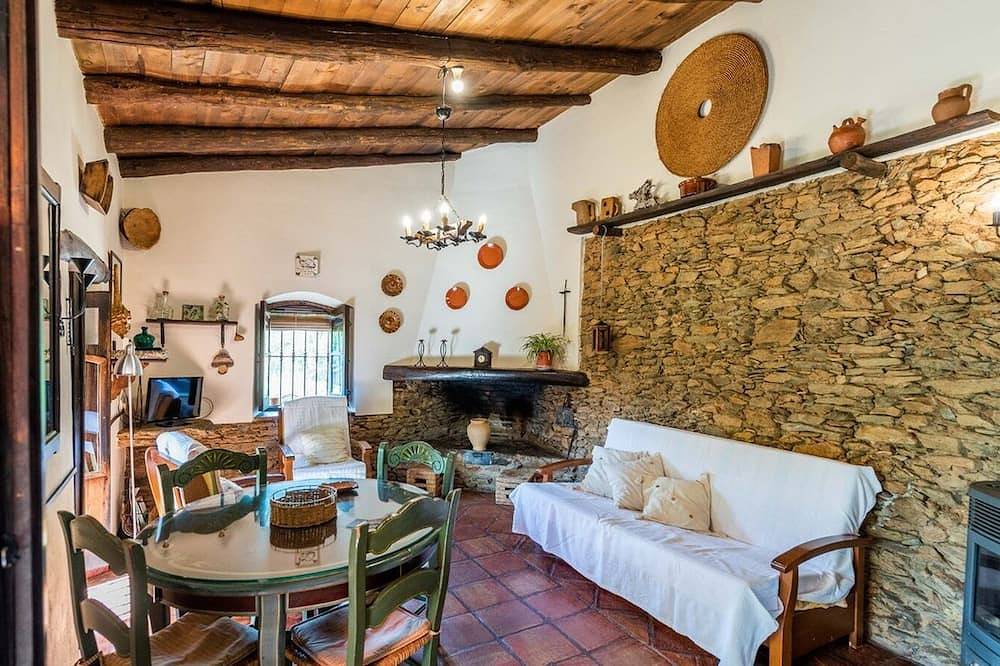 Casas El Tragaluz -  Navalgatos Fuenteheridos by Ruralidays in Fuenteheridos, Sierra de Aracena y Picos de Aroche