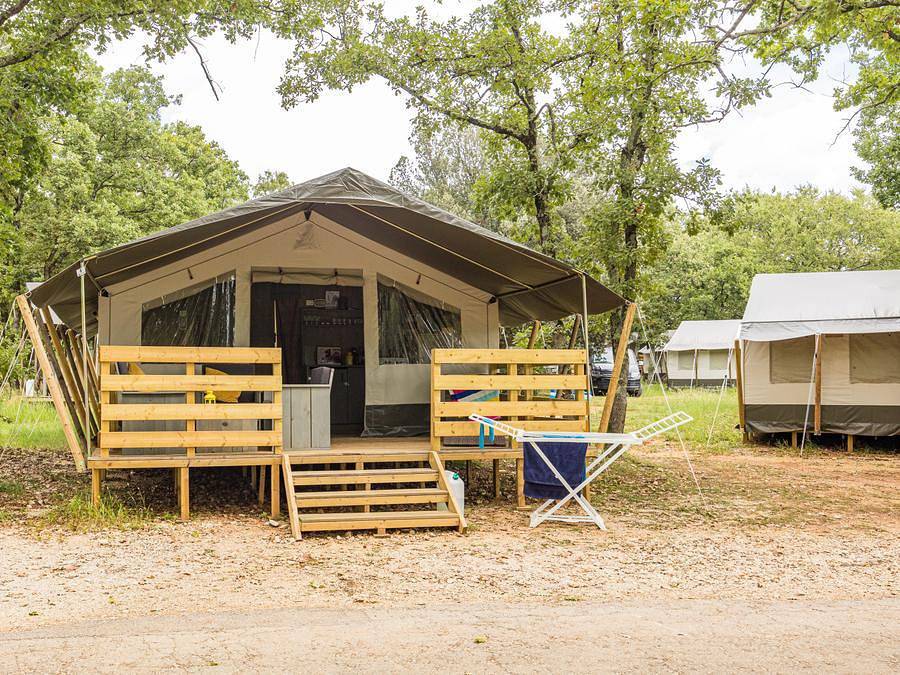 Naturist Camping Solaris - Canvas and wooden tent 5 persons - Safari tent Luxe in Lanterna, Tar-Vabriga