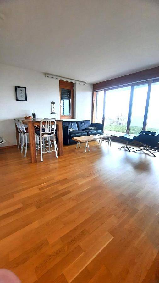 Gîte pour 4 personnes, avec jardin et vue, animaux acceptés dans Nax
