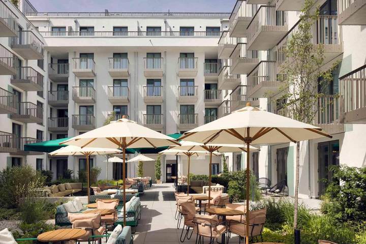 Hotel für 2 Personen, mit Balkon und Terrasse sowie Garten beim Oktoberfest