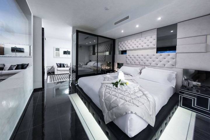 Hotel para 2 personas, con jacuzzi y sauna - 1