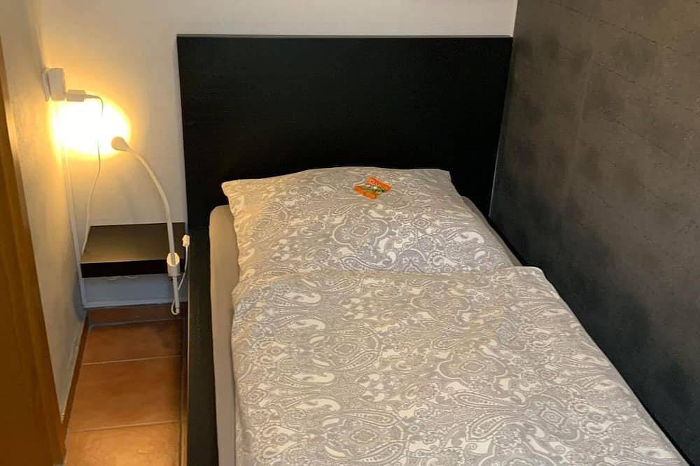 Ganze Wohnung, Ferienwohnung 2 - Ferienwohnung Peters in Bergenhusen, Eider-Treene-Sorge