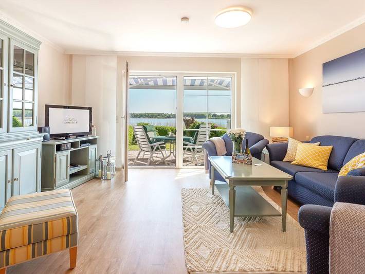 Ferienhaus für 4 Personen, mit Terrasse und Sauna sowie Seeblick, kinderfreundlich am Selliner See