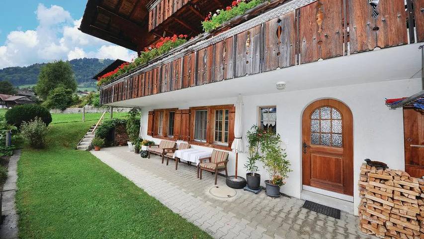 Gîte pour 2 personnes, avec terrasse à Frutigen - 4