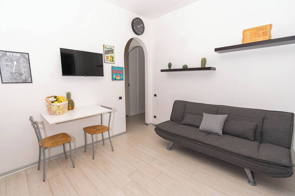 Moderna casa vacanze 5 posti letto,fronte  piscina e lido incluso. Pet friendly in Pisticci, Gulf of Taranto
