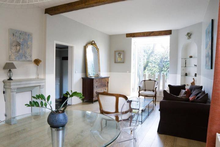 Location de vacances pour 8 personnes, avec terrasse à Rueil-Malmaison - 2