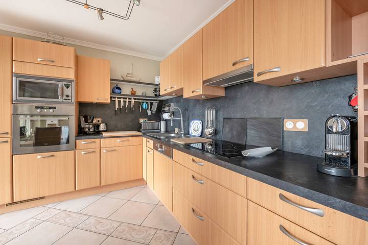 Gîte pour 4 personnes, avec terrasse dans Port de Gourmalon - 4