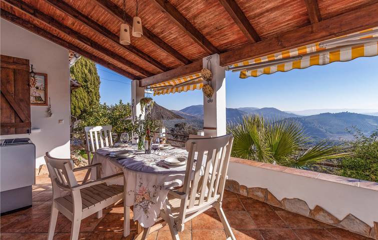 Location de vacances pour 7 personnes, avec terrasse ainsi que piscine et vue sur le lac, animaux acceptés à Séville - 4