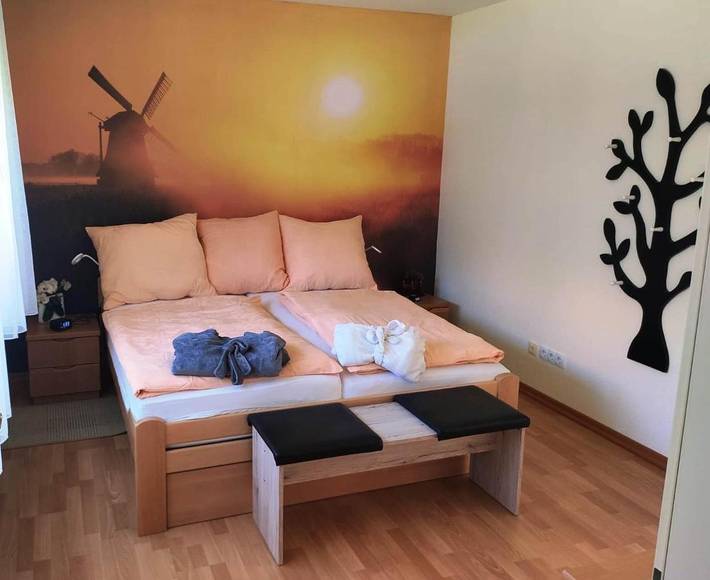 Ferienhaus für 3 Personen, mit Terrasse und Garten sowie Ausblick in Emden - 2