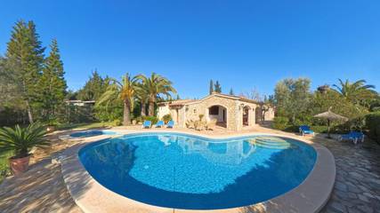 Villa in Pollença, Serra de Tramuntana für 6 
