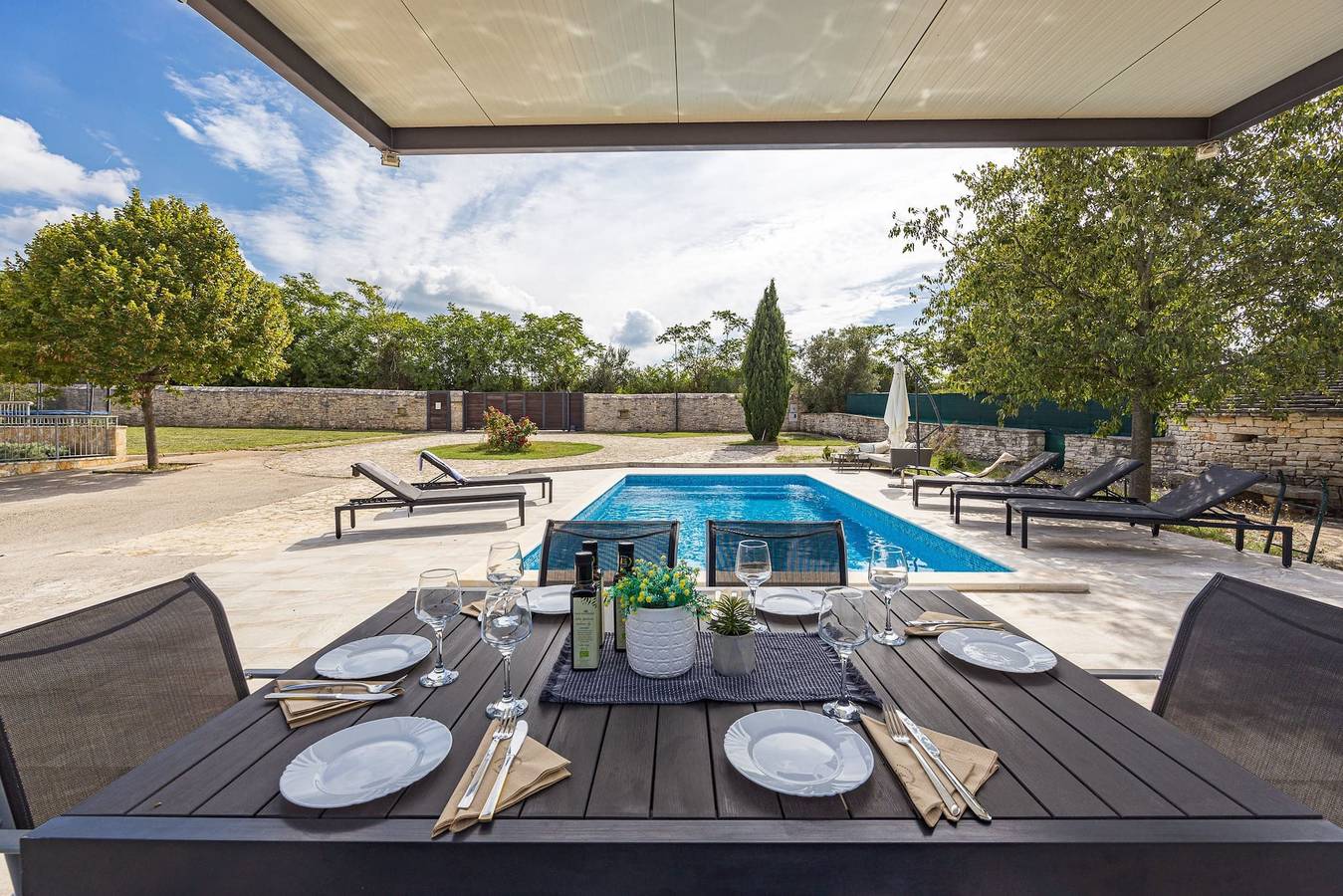 Villa San Antonio with Private Pool in Vodnjan, Grad Vodnjan