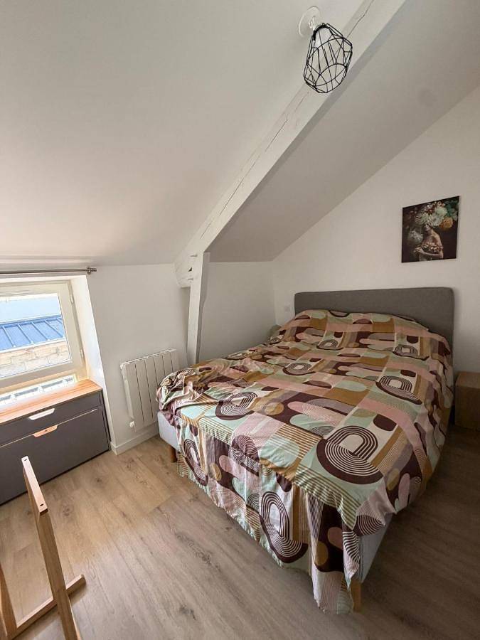 Appartement entier, Two-Bedroom Apartment in Grand-Fougeray, Région de Redon