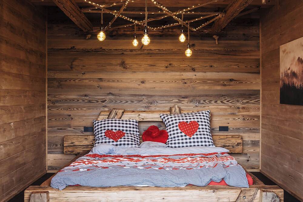 Chalet Fuchsbau mit eigener Sauna, Whirlpool, Hot Tub und großem Balkon in Vorra, Frankenalb