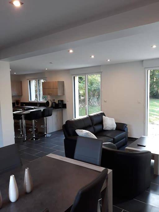 Location de vacances pour 6 personnes, avec jardin à Saint-Étienne-la-Thillaye
