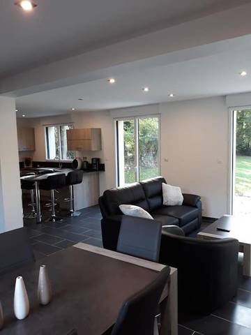 Location de vacances pour 6 personnes, avec jardin à Saint-Étienne-la-Thillaye