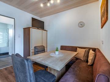 Ferienwohnung für 4 Personen, mit Garten und Balkon, mit Haustier am Wörthersee