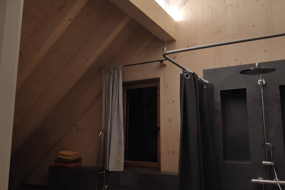 Ganze Wohnung, Fewo Roßberg in  Reutlingen (Gönningen) in Reutlingen, Albsteig Etappe 11