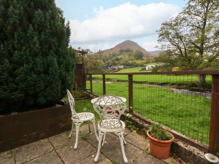 Chalet for 2 people, with garden, with pets in Wales