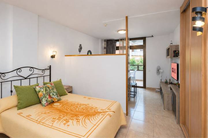 Entire studio, Guestready - Arenas Family Playa del Ingles in Maspalomas, San Bartolomé de Tirajana