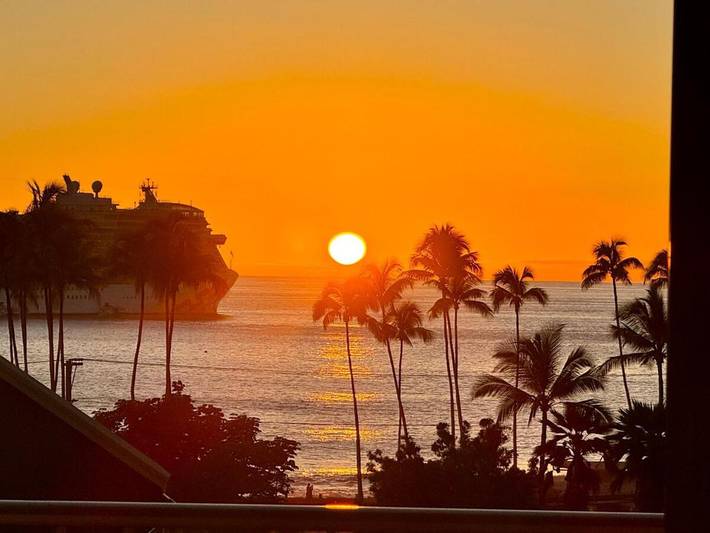 Apartamento para 4 personas, con piscina además de jardín y vistas en Kailua-Kona