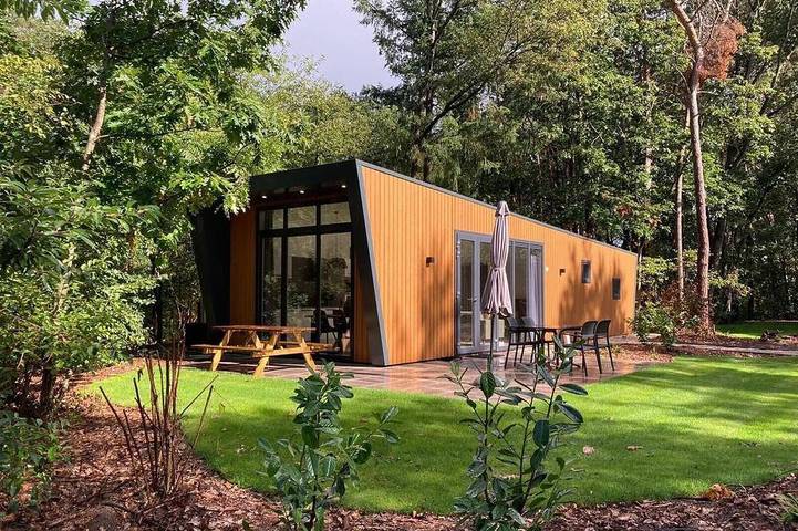 Ferienanlage für 4 Personen, mit Garten und Pool in Drenthe