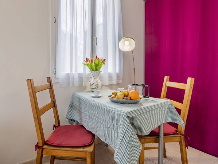 Appartement de vacances pour 2 personnes, avec Terrasse ainsi que Jardin et Vue dans les Bouches-du-Rhône - 4