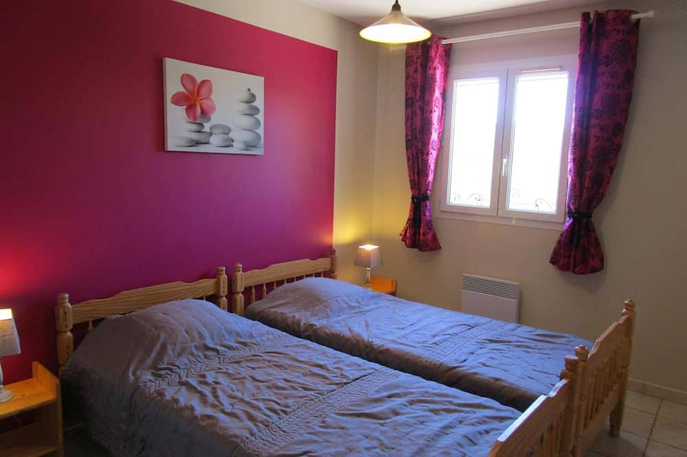 Winning In A Beautiful Private Villa 15 Km From Côte Azur. in Bagnols-en-Forêt, Draguignan region