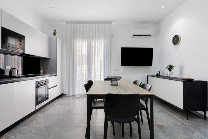 Hel lägenhet, Apartment 'La Rocca D'amuri - Aura' with Balcony, Wi-Fi and Air Conditioning in Partinico, Palermo provins