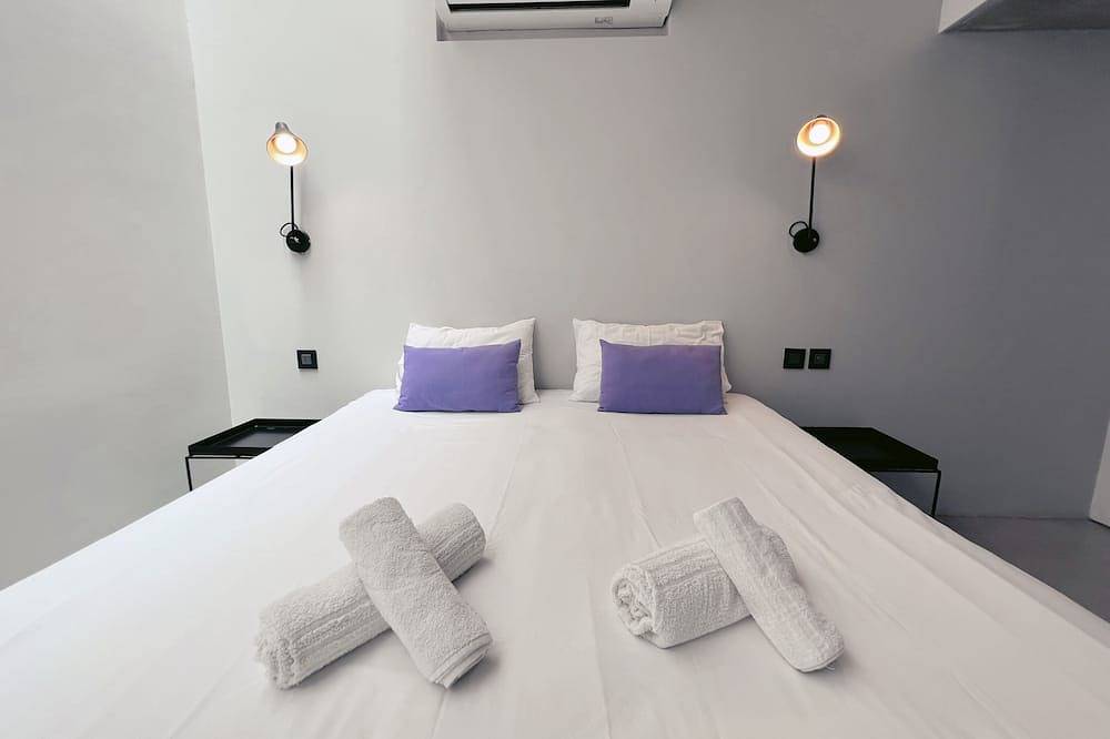 Entire apartment, Luxury 1Br in the Heart of Valletta - Rooftop Terrace & City Views in Valletta, Malta Island