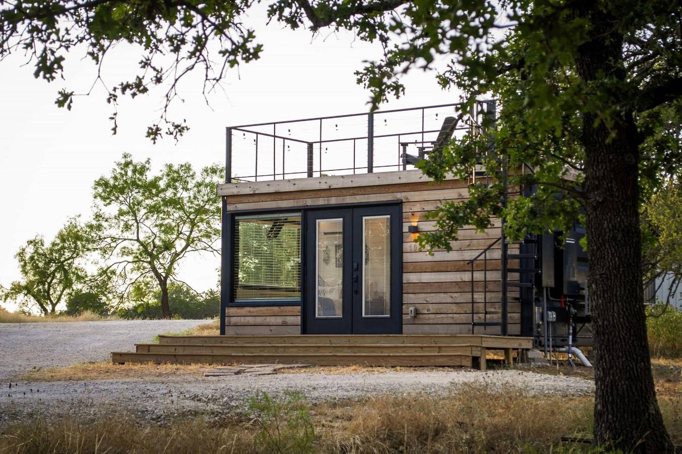 New Wilderness Hideout-Cozy Container Home in Gillespie County