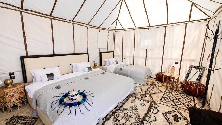 Tente pour 2 personnes, avec terrasse et vue
